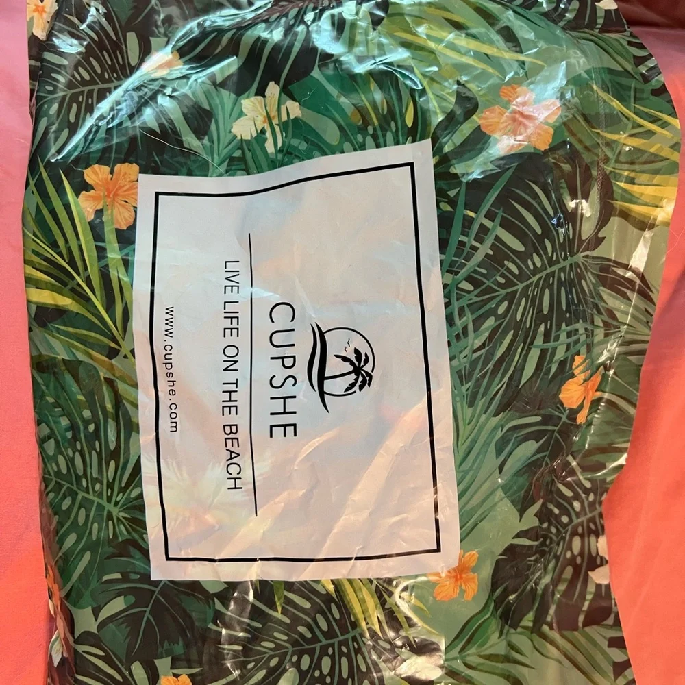 Cupshe swim suit size M NWT - Picture 4 of 5